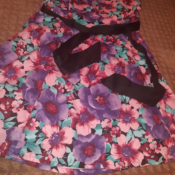Lady Dutch Floral Dress XL NWT - Picture 10 of 16
